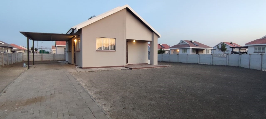 2 Bedroom Property for Sale in Freedom Park North West